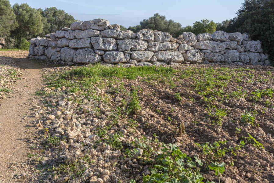 Mallorca - Llucmajor 51 - poblado prehistórico de Capocorb Vell.jpg